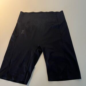 On Clouds Black Women's Bike Shorts
